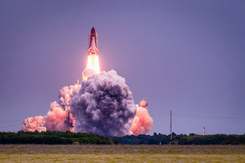 К 2035 году российские компании смогут конкурировать со SpaceX Илона Маска на рынке коммерческой космонавтики и беспилотной авиации