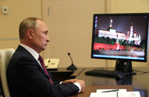Владимир Путин оценил полезность киберспортивных турниров
