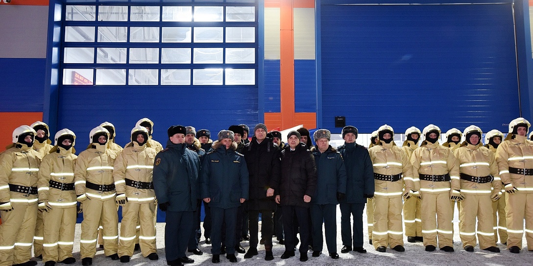 Врио главы МЧС России открыл новое пожарное депо в Арктической зоне