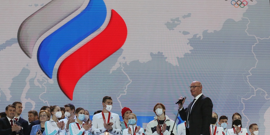 «Чемпионов наших сердец» торжественно встретили в Москве