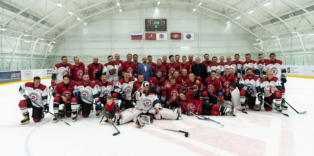 Гала-матч по хоккею Roscongress Cup открыл спортивную программу ВЭФ-2021