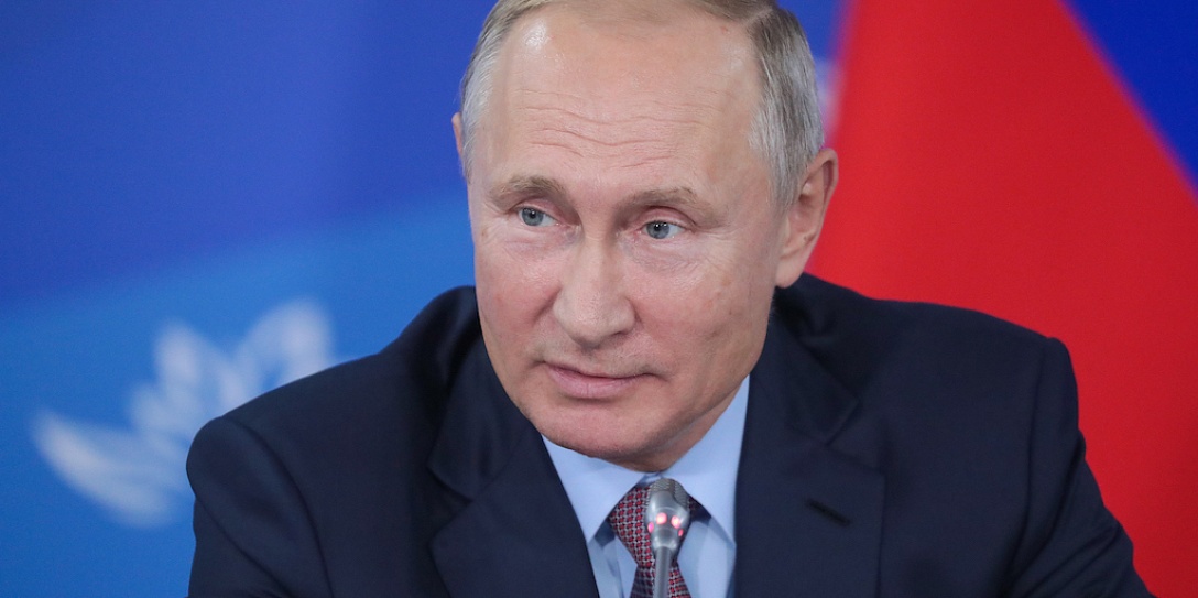 Владимир Путин поручил главам регионов принять участие в организации форума «Сильные идеи для нового времени»